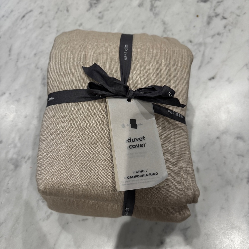 West Elm Hemp Cotton King Duvet Set NWT
